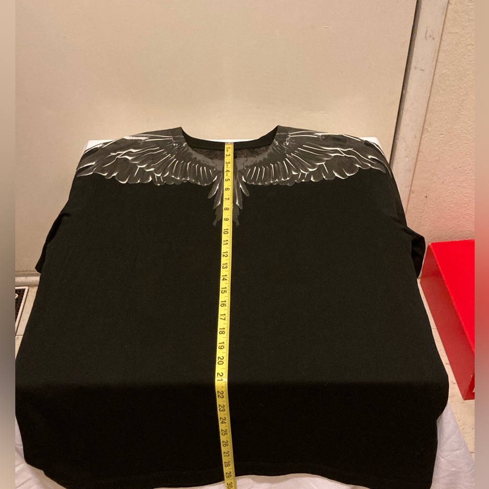 Marcelo Burlon County of Milan Black Tag Tee - Picture 6 of 8